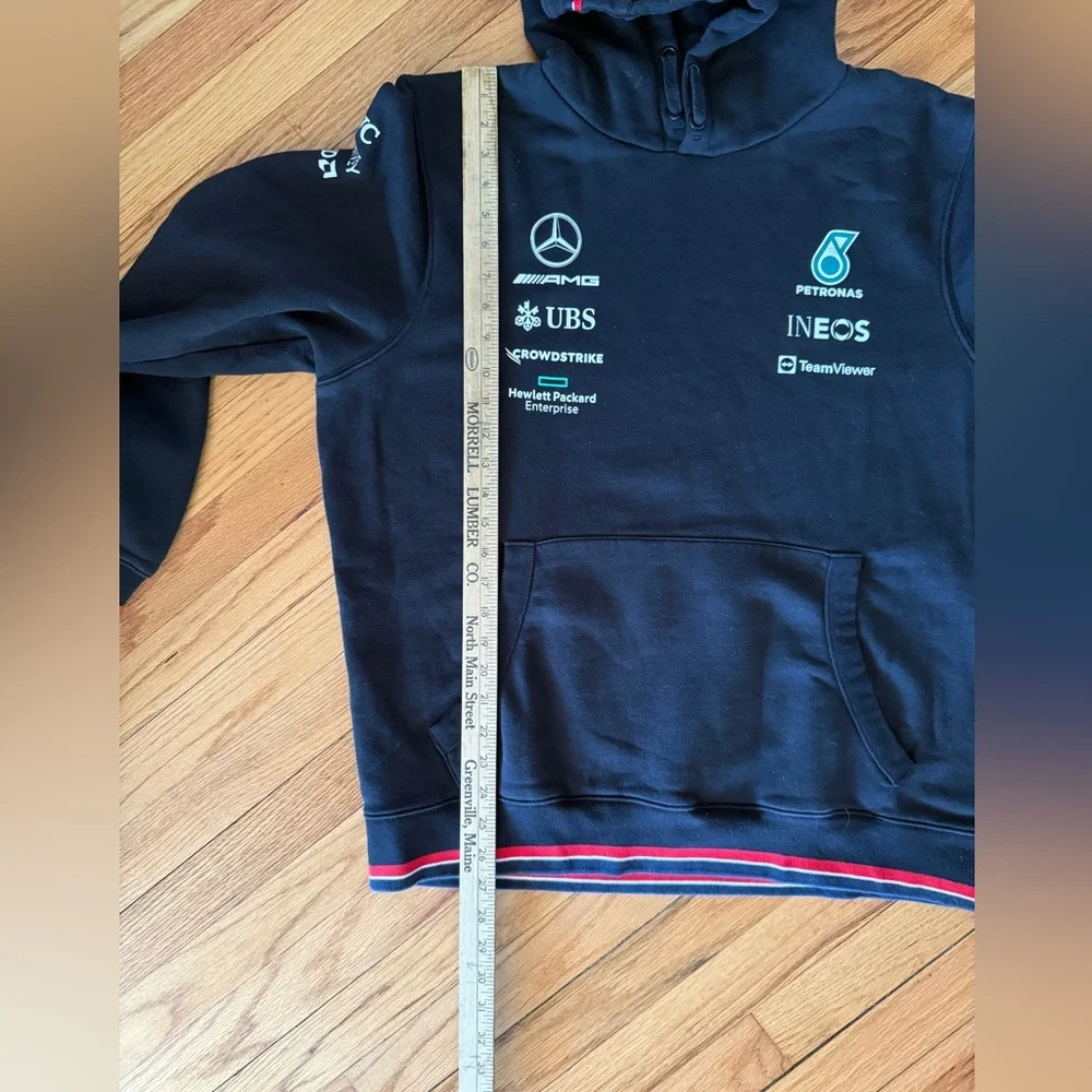 AMG Petronas Tommy Hilfiger F1 Team Hoodie Sponsor Logo  Size XL Mercedes - Picture 5 of 11